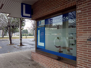 Fachada Zaragoza Formación. Fachada
